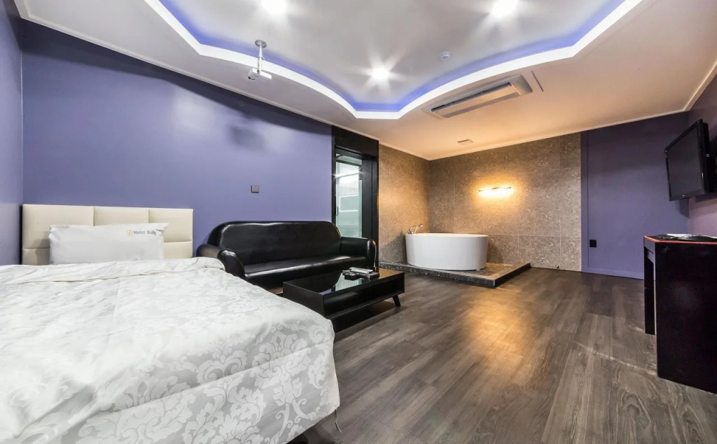 Hotel Bally