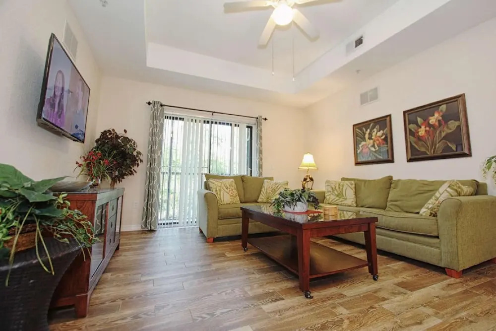 3060 Caribe Cove
