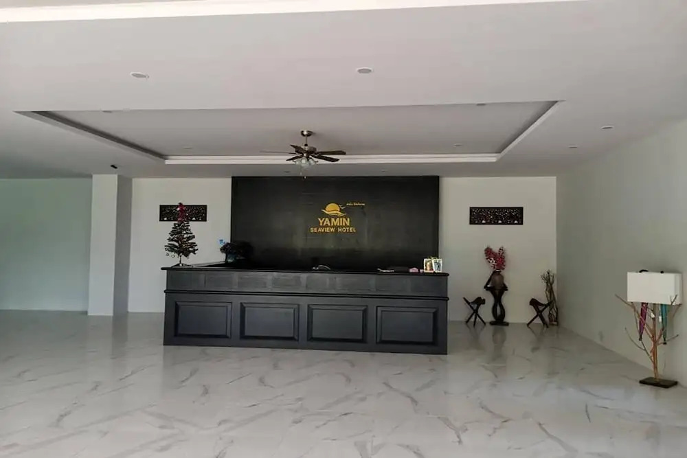 Yamin Seaview Hotel