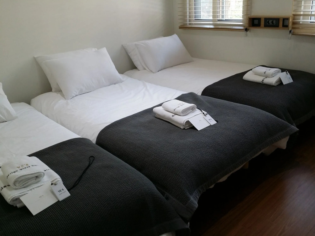 YE'4 Guesthouse