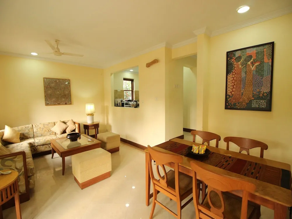 OYO 14573 Home Sunset View 1BHK Betalbatim
