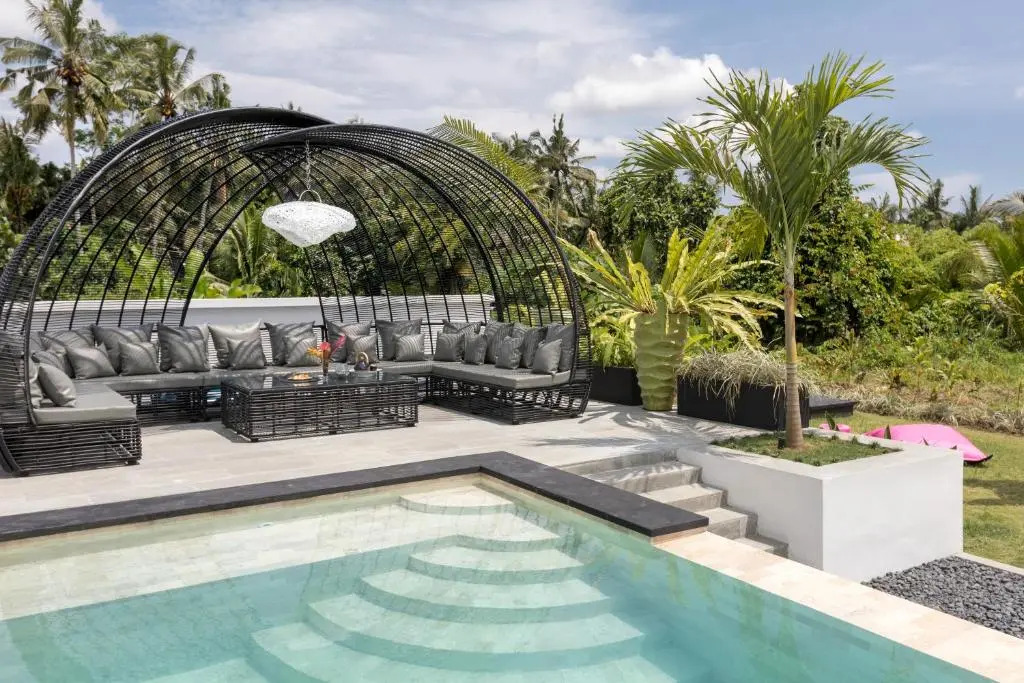 Villa Zebra Hidden Gem with Private Pool, Billiard, Massage & Private Cook in Ubud