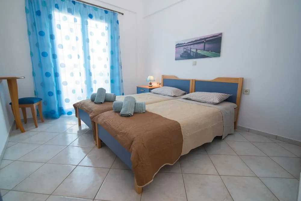 FNK Apartments with Sea View