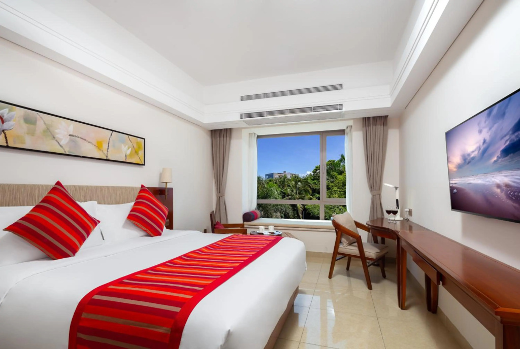 Отель Sanya Seacube Holiday