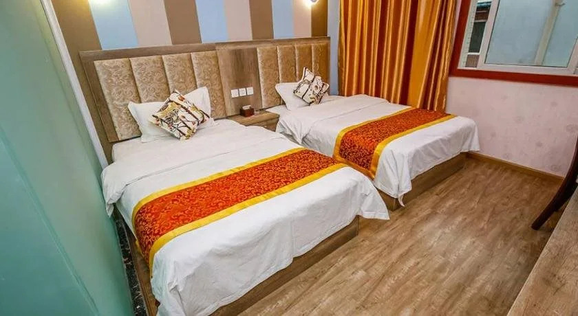 Yuhang Business Hotel