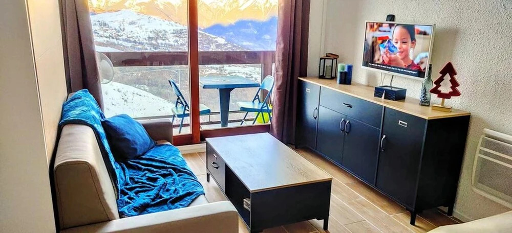 Apartment with One Bedroom in Villarembert, with Wonderful Mountain View, Pool Access And Furnished Balcony