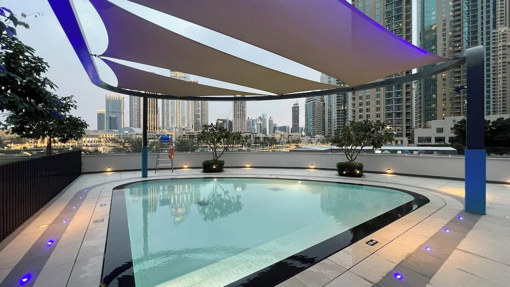 GOGOTO Burj & Fountain View Stay