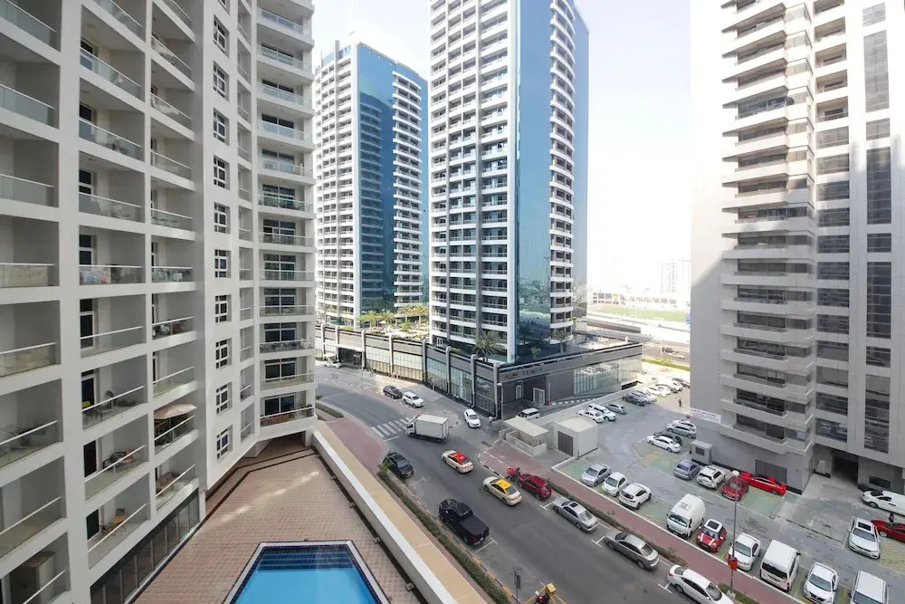 Signature Holiday Homes - Al Fahad Dubai