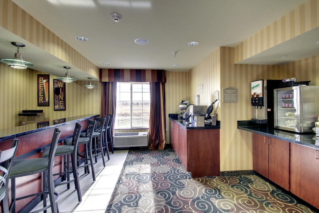 Cobblestone Hotel - Wayne