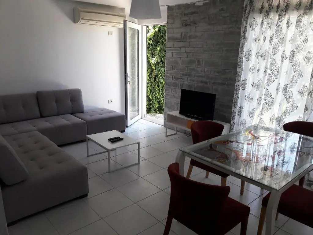Olives Residence