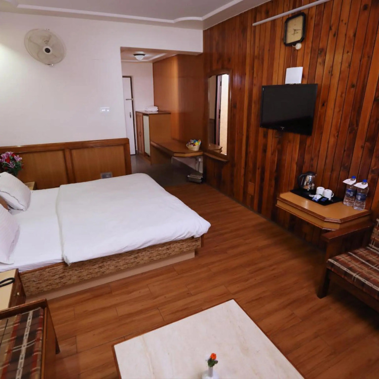 Hotel Vishnu Palace