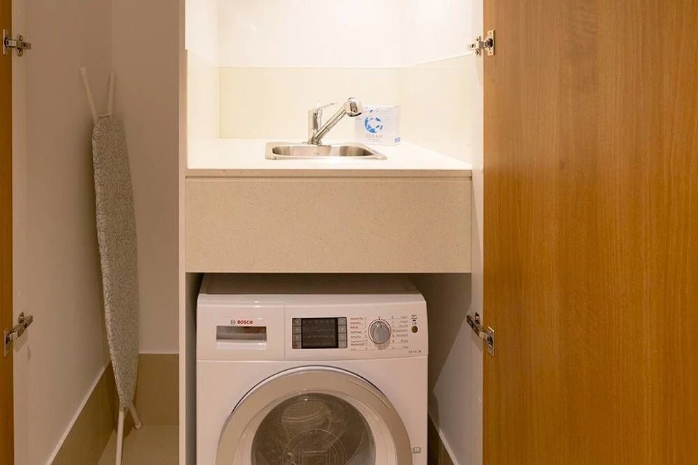 Compact Brisbane Pad With 2 Bedrooms
