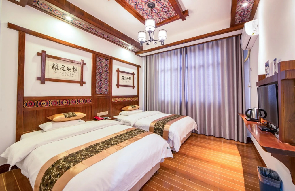 Military Theme Inn