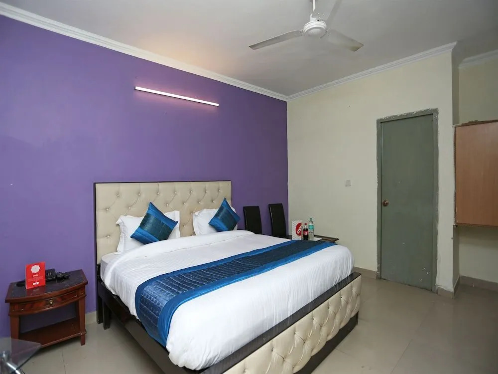 OYO 14746 Delhi Residency