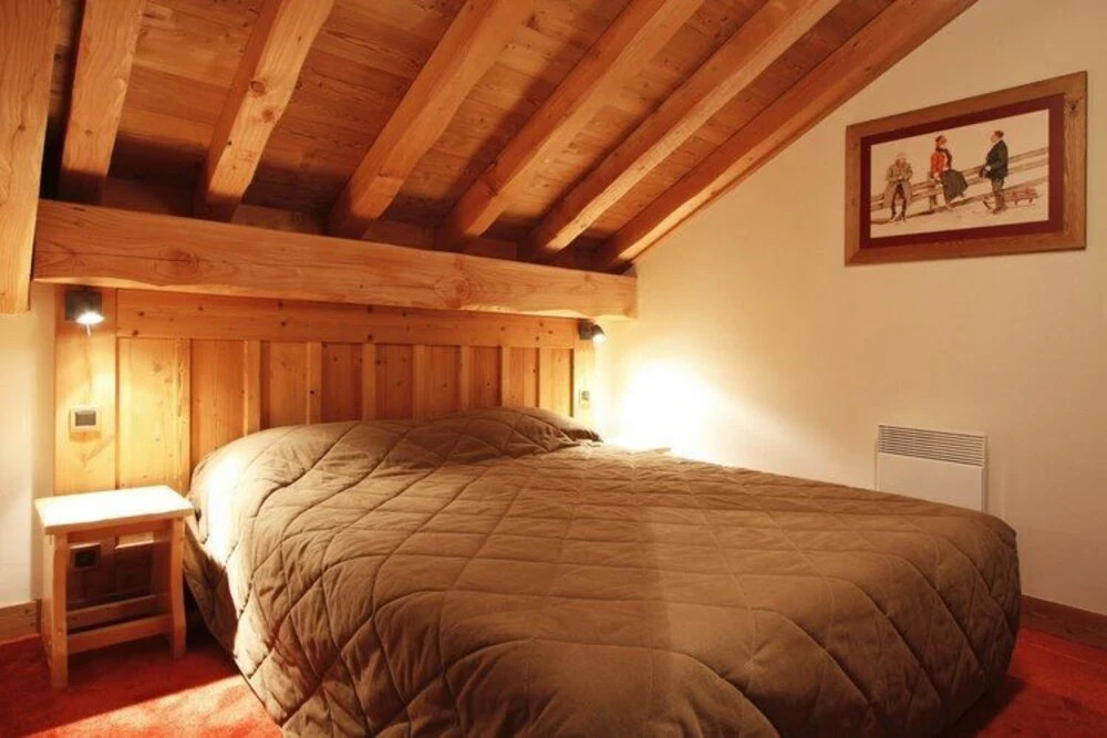 Spacious Apartment in Les Deux-alpes Near Ski Area