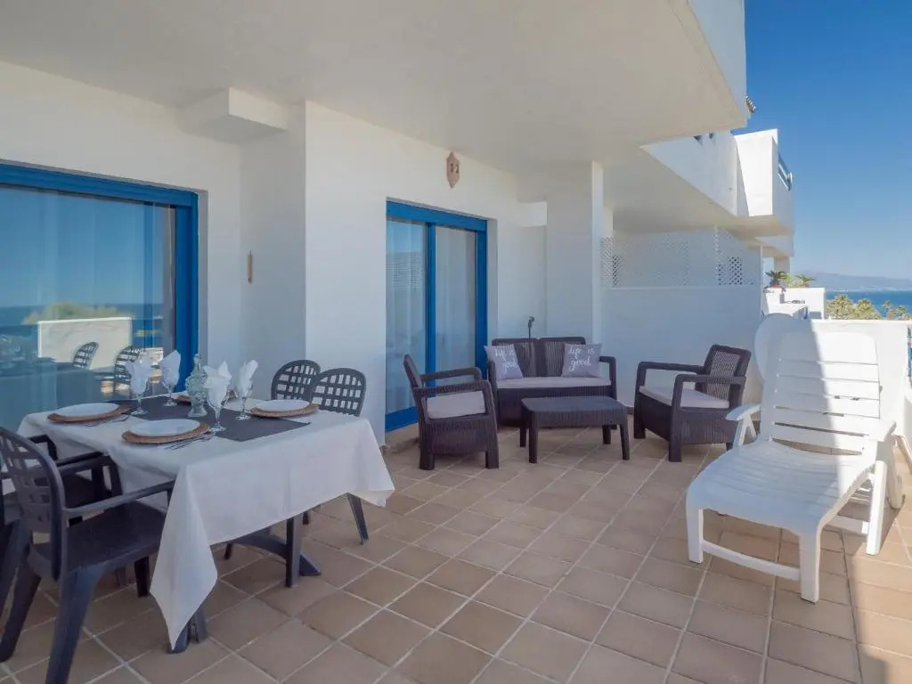 2284-Apt with Big Terrace with Sea View