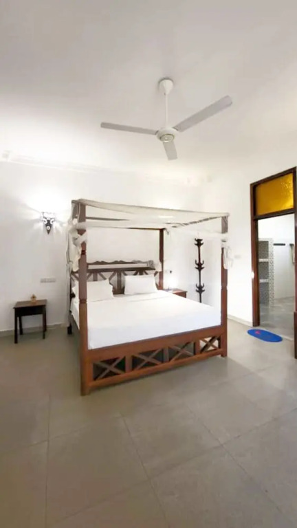 Mimi na Wewe Bungalows Hotel
