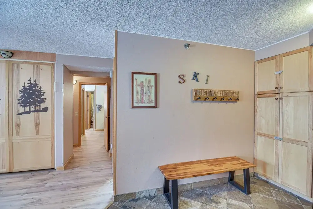 Ski-in/ski-out Winter Park Condo w/ Mountain Views