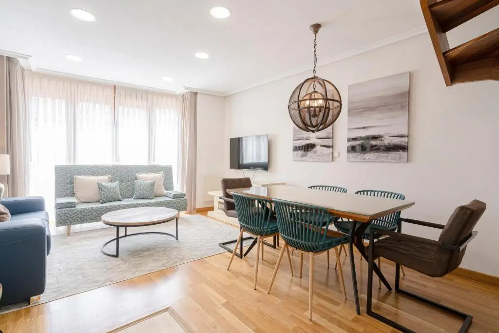 De La Guardia Suite Rosal