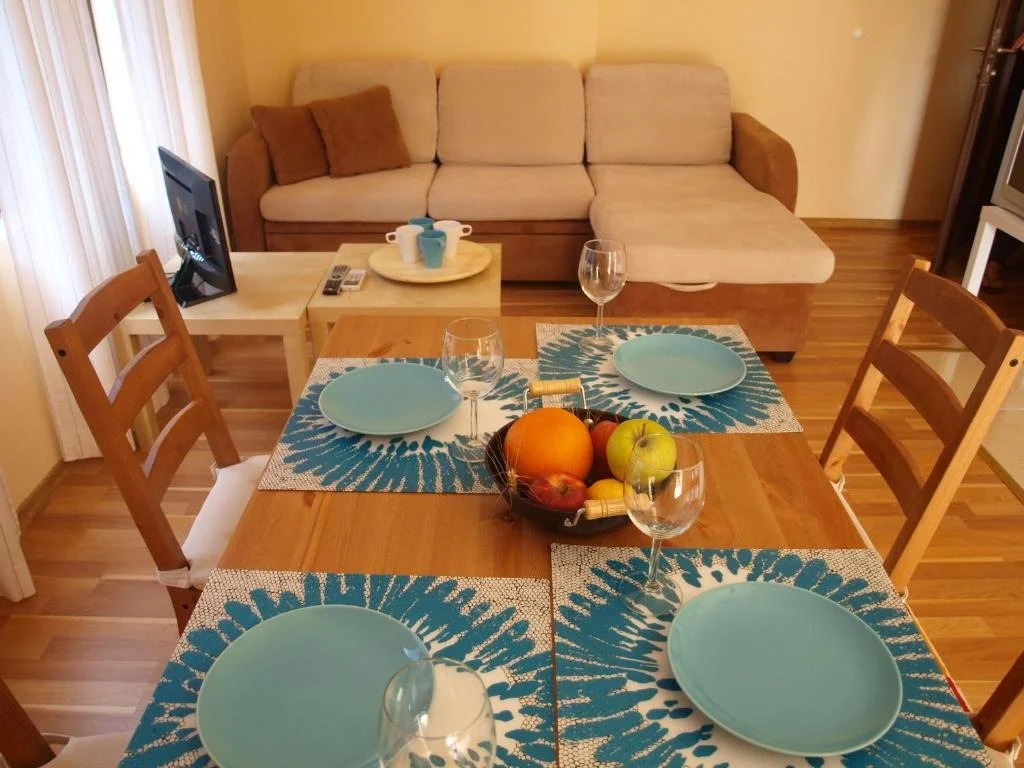 Lili Guest House