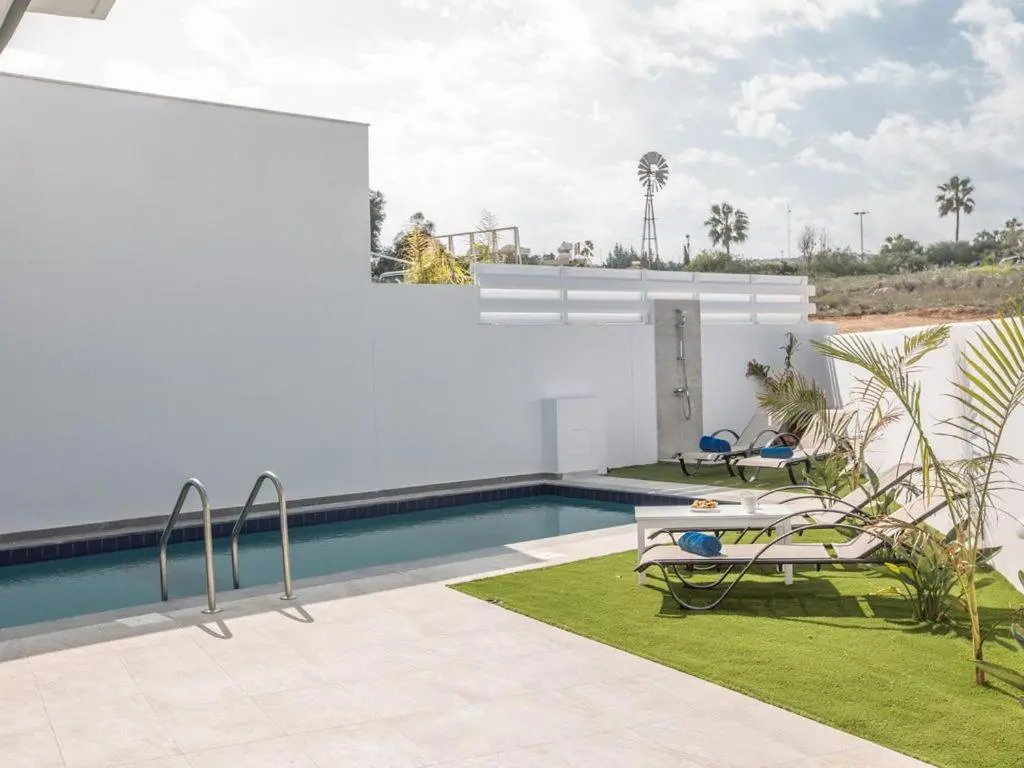 Villa Olive Bronze, Luxurious 2Bdr With Pool, Close To Protaras Strip And Beach