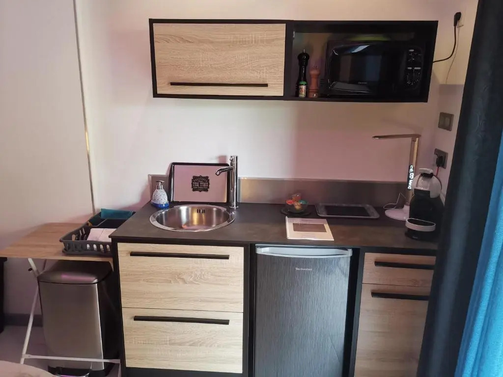 Hostal 170 Room 15 Service Appartement
