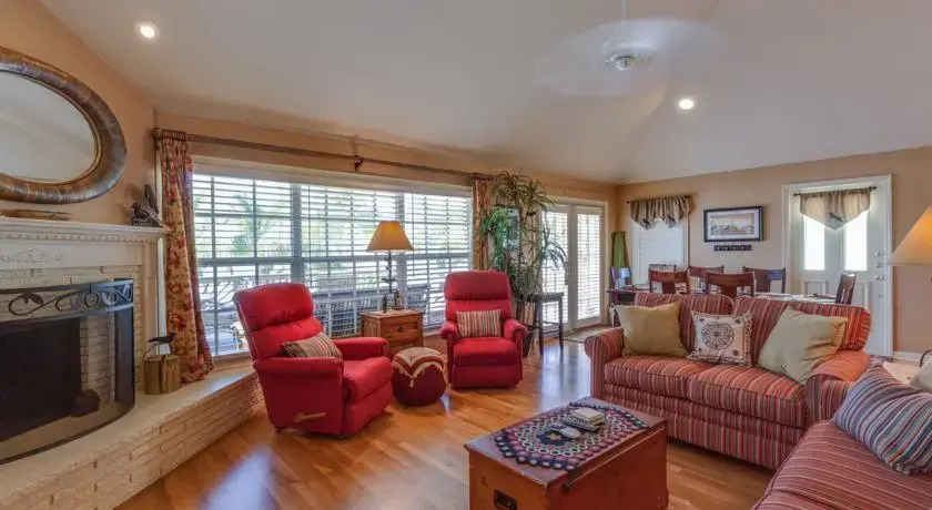 Crows Nest by Vacation Rental Pros