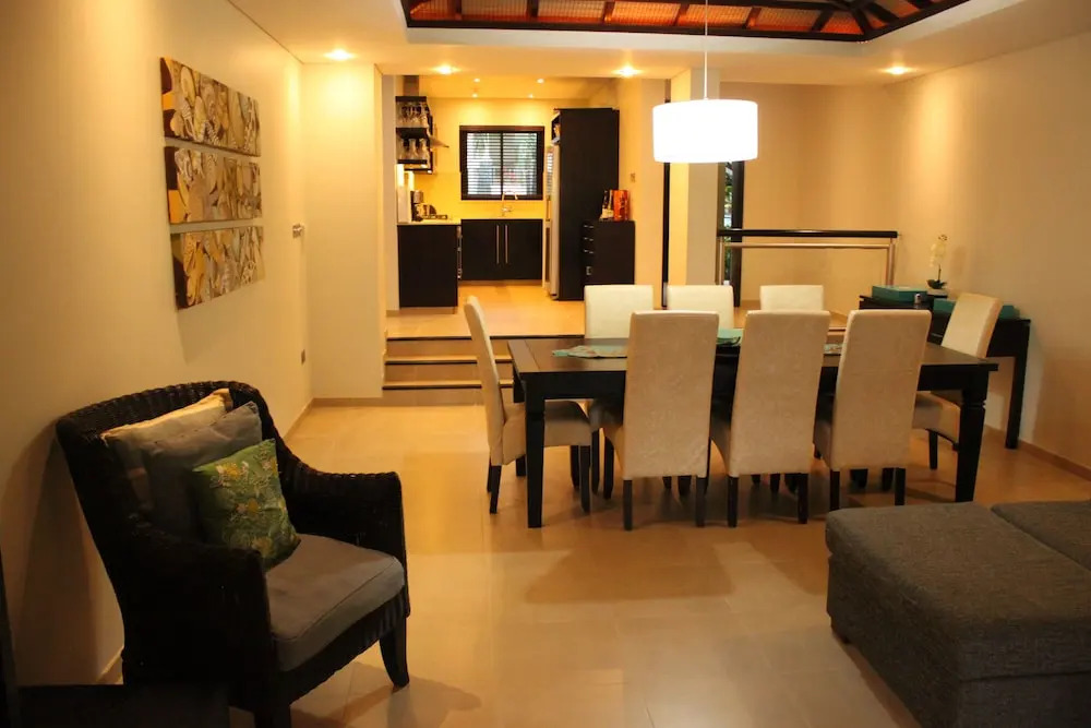 Anahita Villa 1102