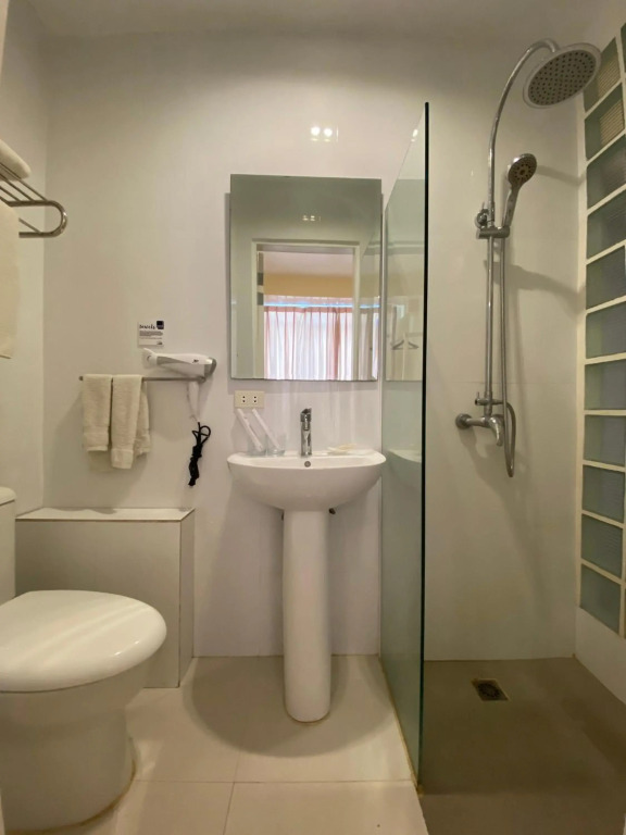 Luxx Boutique Boracay