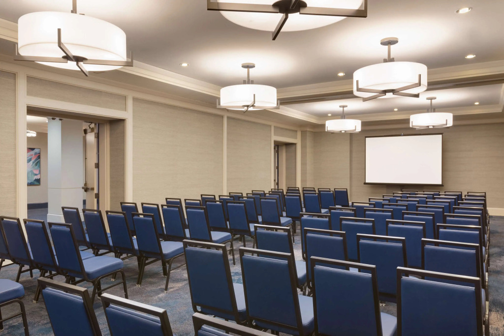Hotel Champlain Burlington, Curio Collection by Hilton
