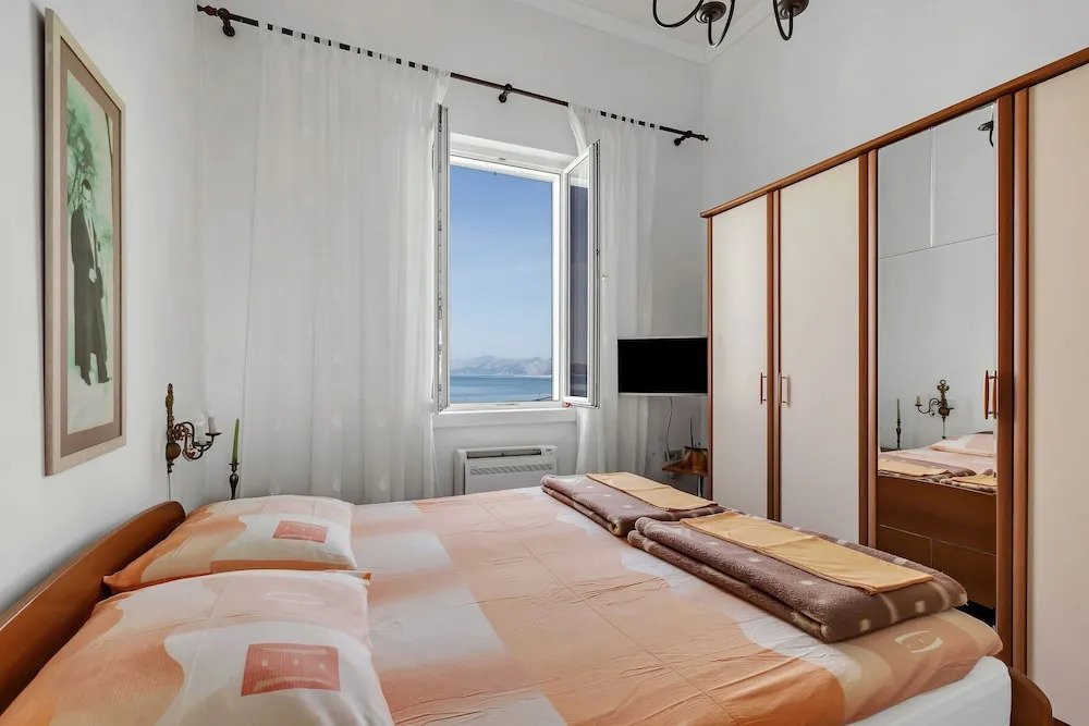 Beach rooms Riviera - Žuta Kuća