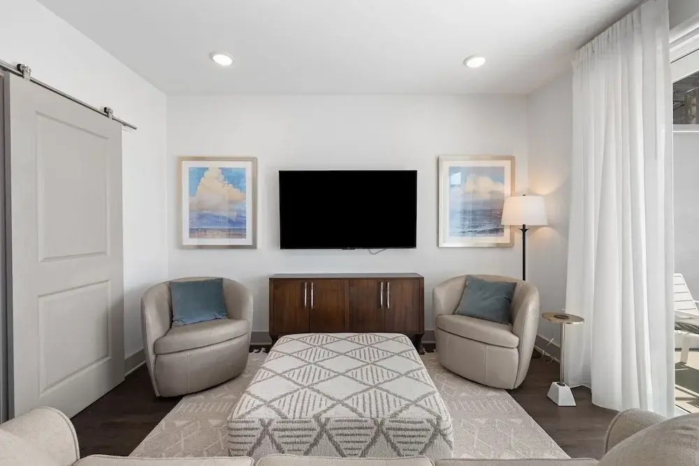 The Pointe 344 2 Bedroom Condo by RedAwning