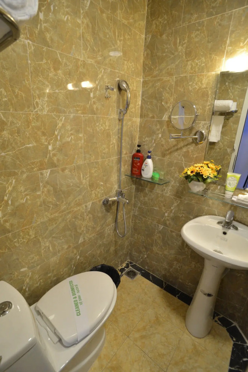 A25 Hotel - 185-187 Lò Đúc