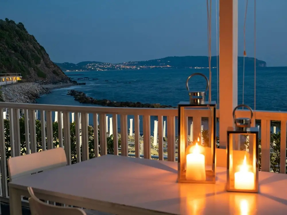 Baia del Silenzio Resort in Napels