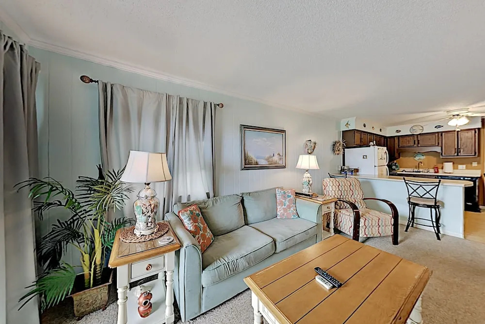 237apabe 2 Bedroom Condo