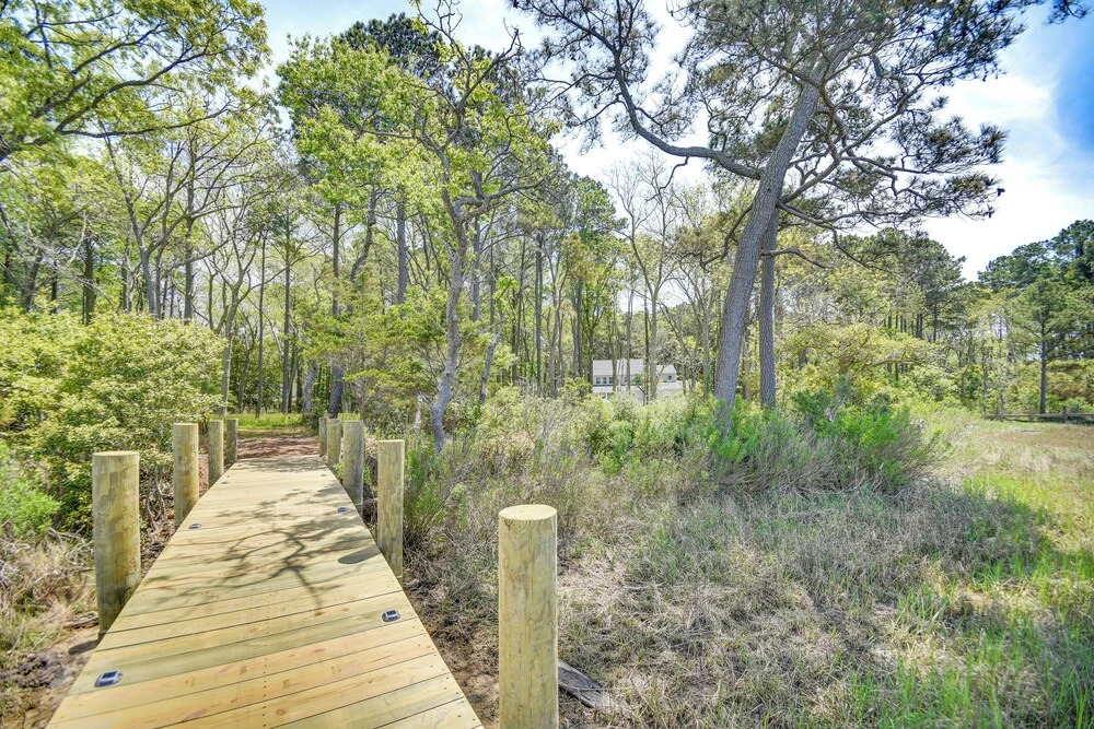 Cape Charles Home: Private Pier & Beach-front Deck
