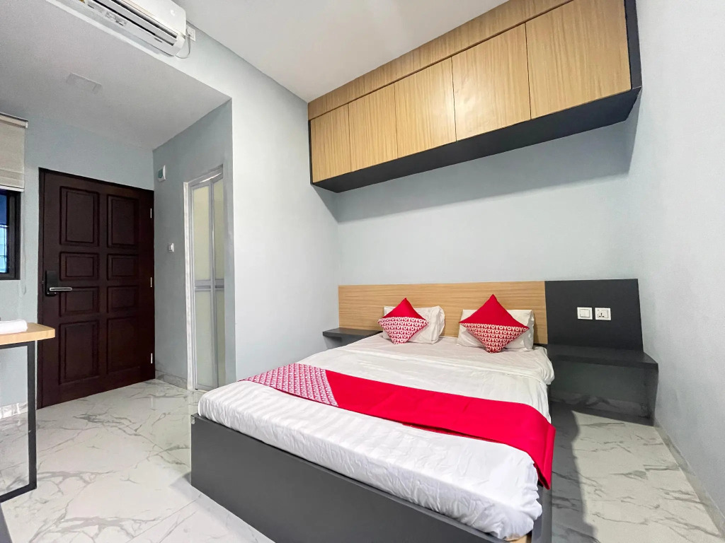 OYO 90527 Homestay 81 Baloi - A