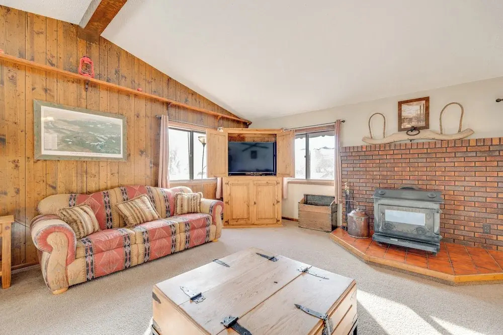3 Mi to Rocky Mtn National Park: Estes Park Cabin!