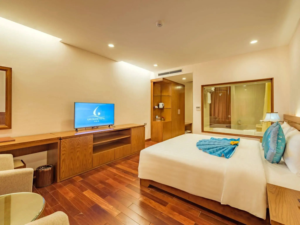 Lam Giang Hotel