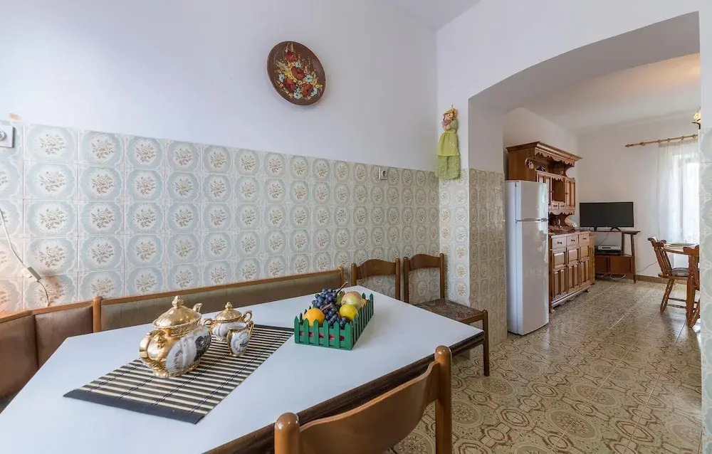 Nice Apartment in Valtura With 2 Bedrooms