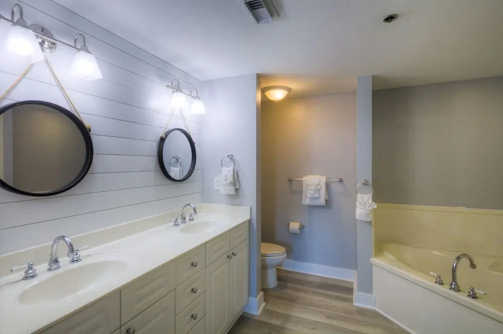Waterscape B214 2 Bedroom Condo