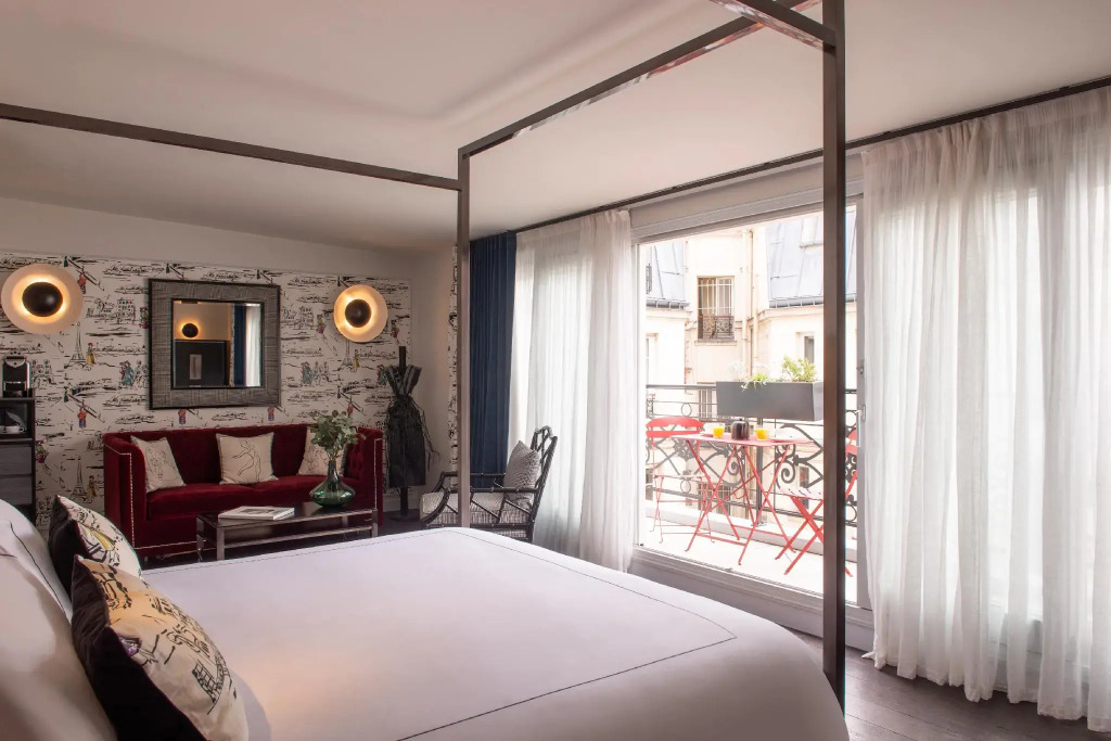MomArt Hotel