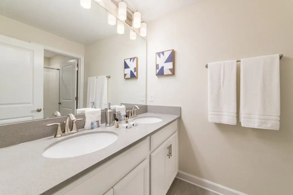 Fun Town Home Storey Lake 10 Minutes From Disney! 4 Bedroom Townhouse