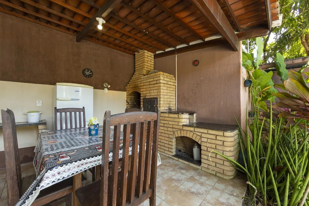 Casa equipada em Ponta Negra para até 25 pessoas