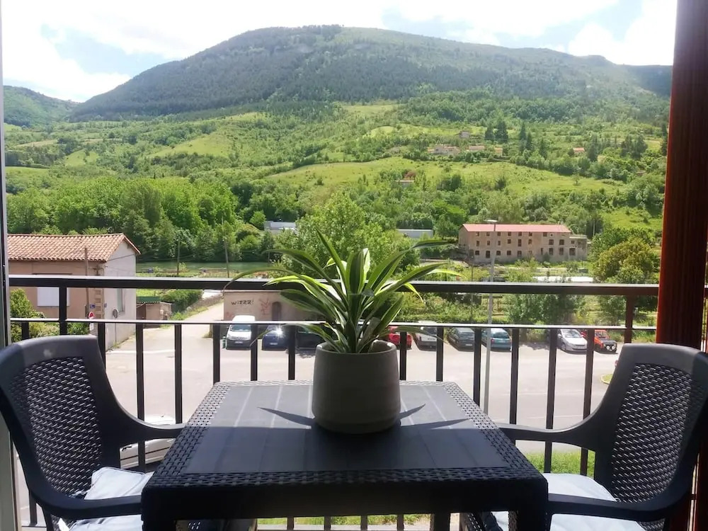 Apartment With 3 Bedrooms in Millau, With Wonderful Mountain View, Furnished Balcony and Wifi