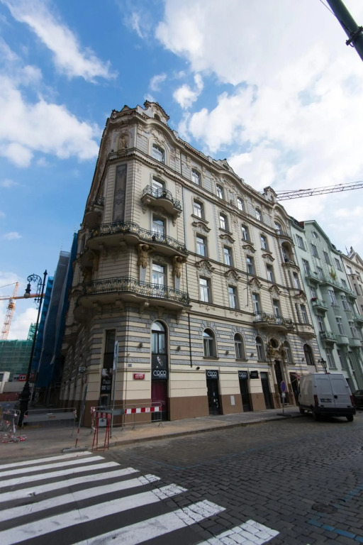 Wagner Stays - Billionaires Club LOFT Sauna City Center