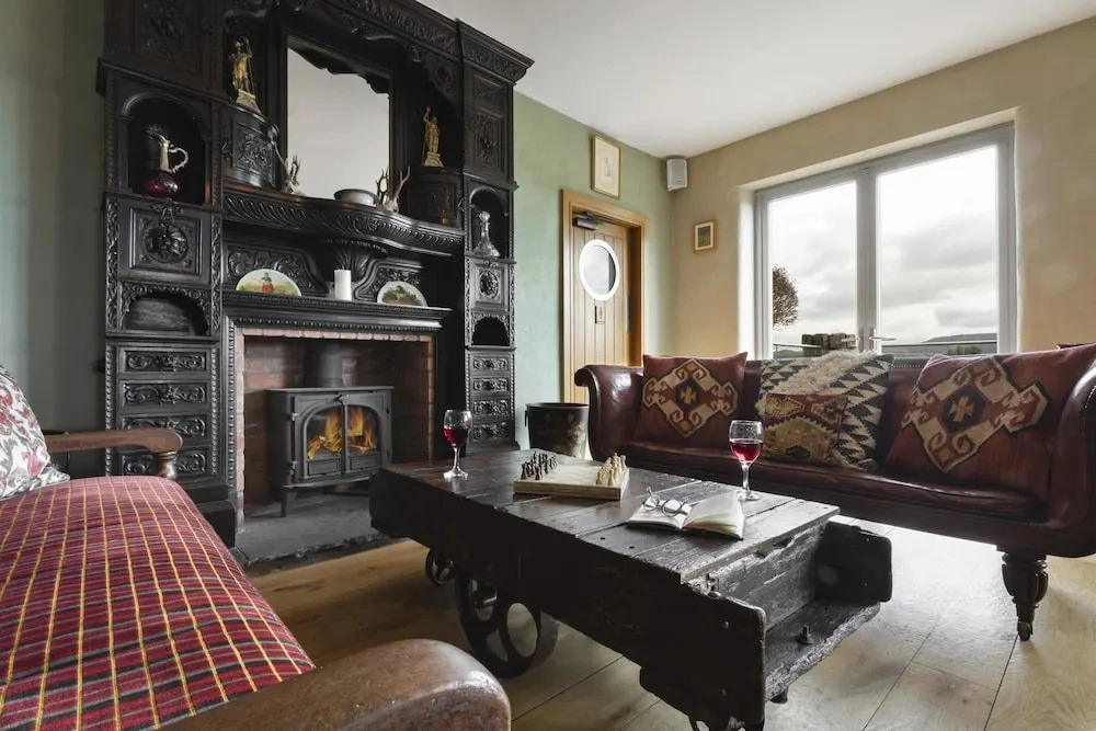 Lyth Valley - X6 Bed Country House Ridgestone