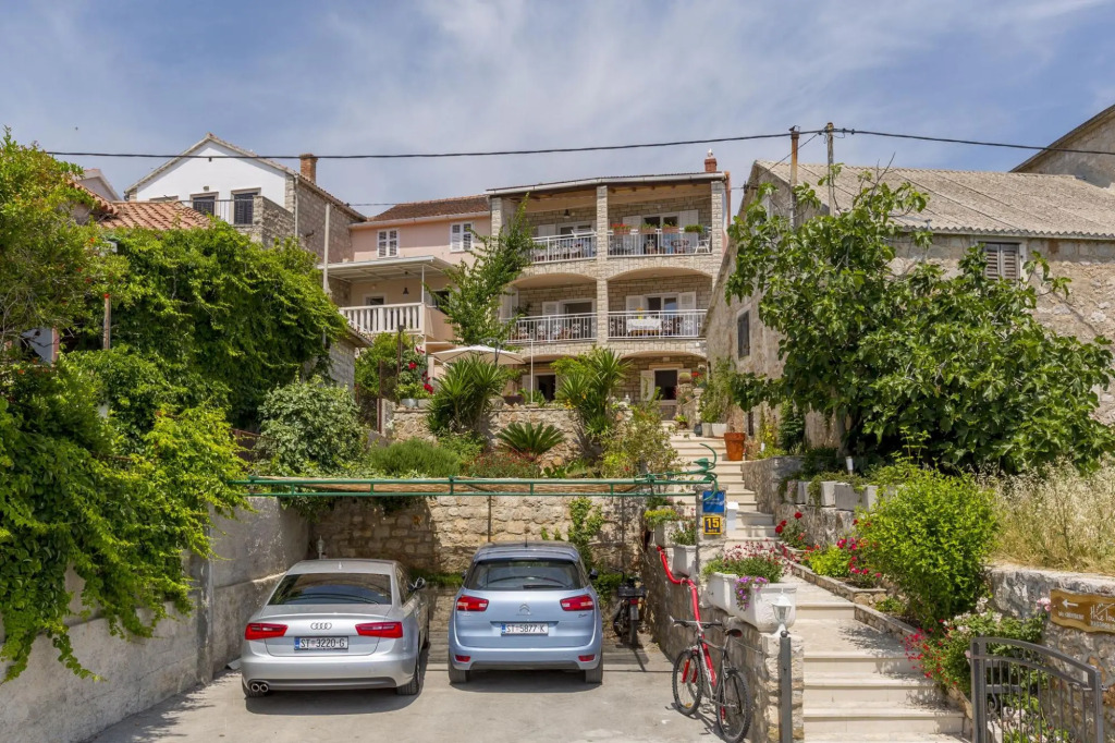 Matea - 20m From the sea - A1