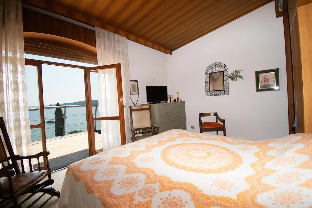 Villa Lydia