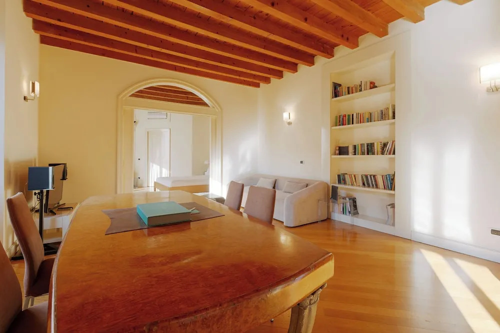 Brera Apartments in Arena